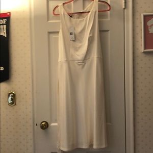 Lafayette 148 White Silk Dress - size 12 - tags on